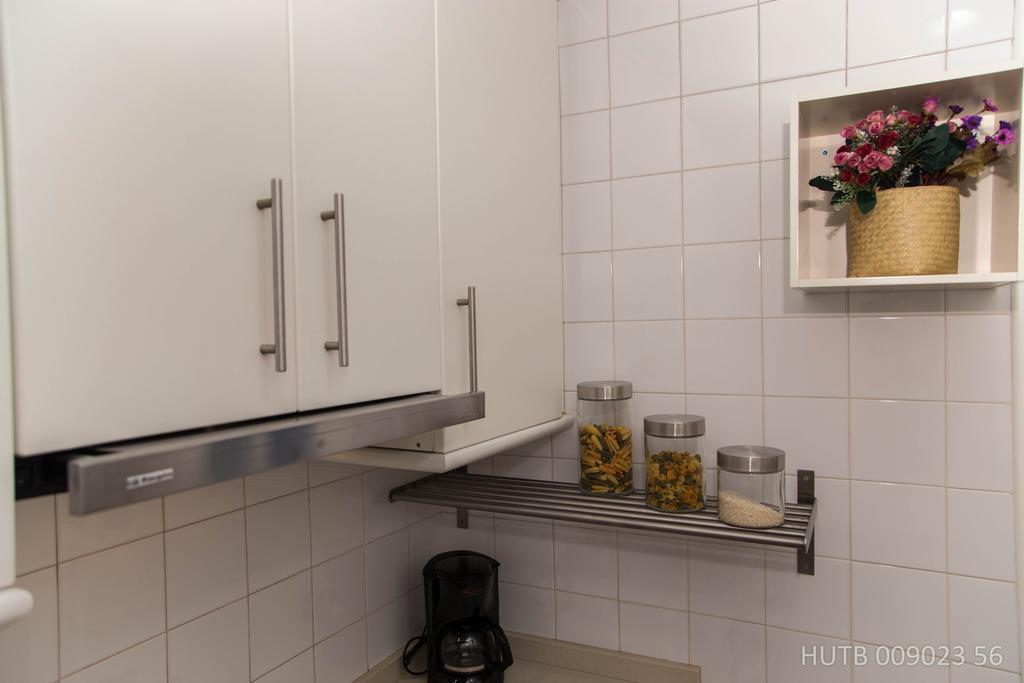 バルセロナAlcam Bailen Gardenアパートメント エクステリア 写真